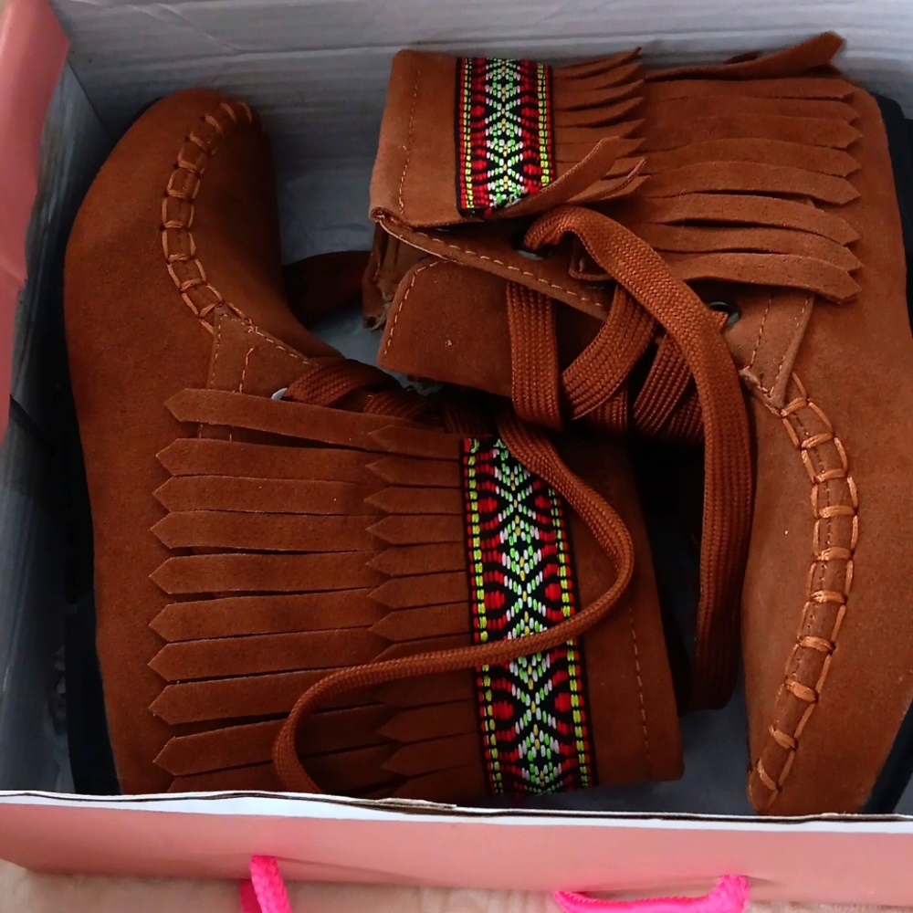 Krazy kicks moccasins size 11